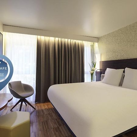 Mercure Paris Arc De Triomphe Etoile Exterior photo