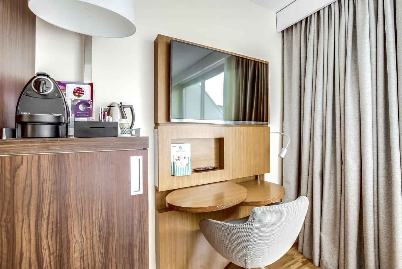 Mercure Paris Arc De Triomphe Etoile Exterior photo
