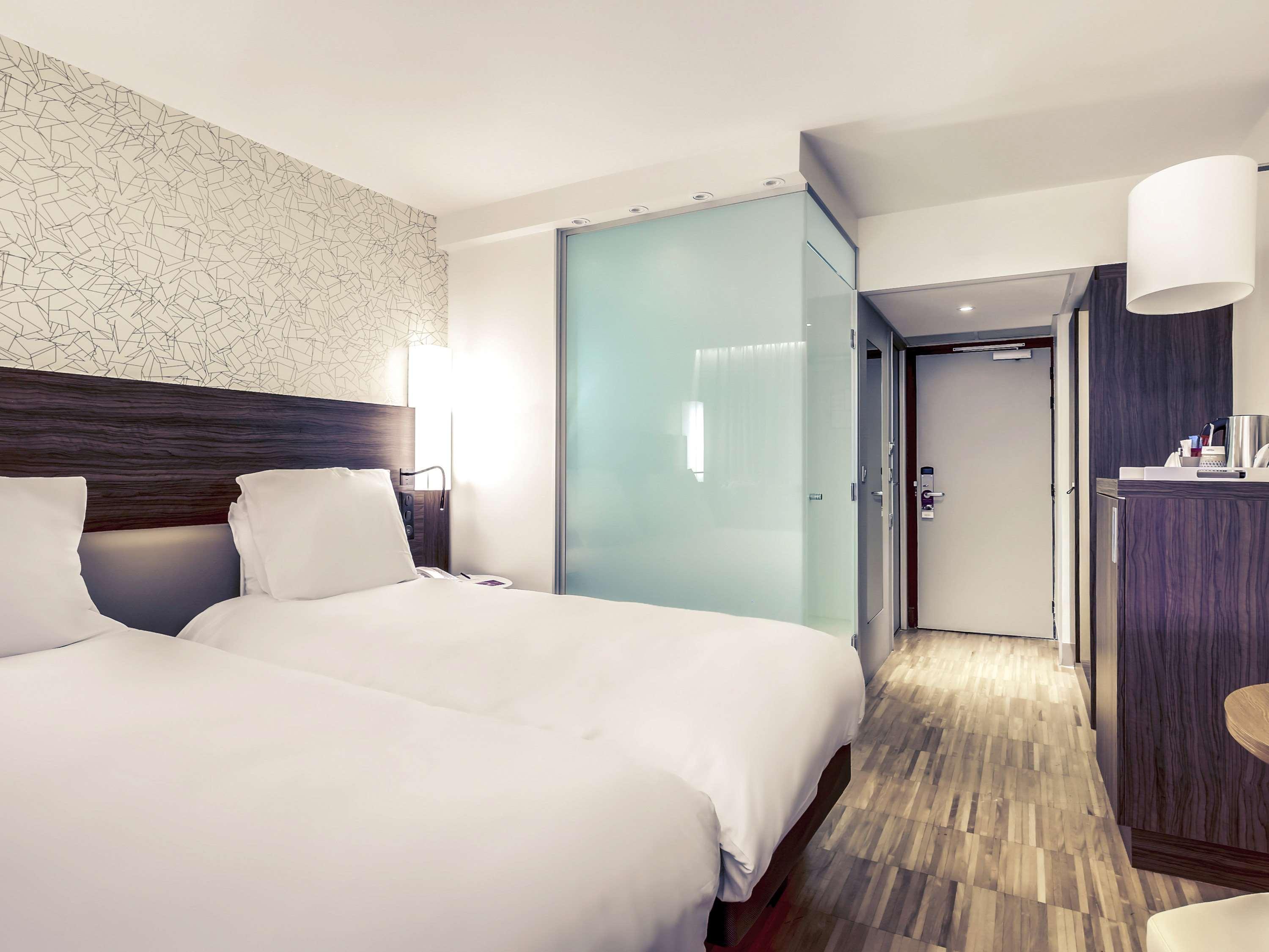 Mercure Paris Arc De Triomphe Etoile Exterior photo