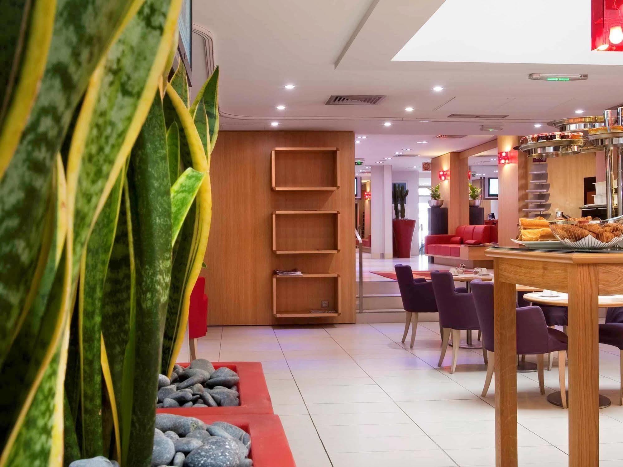Mercure Paris Arc De Triomphe Etoile Exterior photo